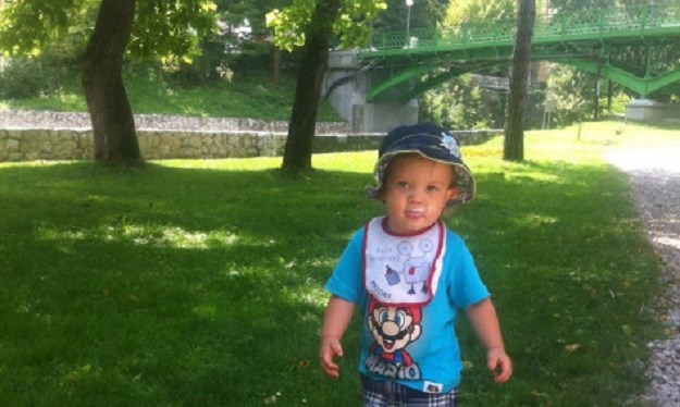 bezbrižno druženje sa samohranim tatom
