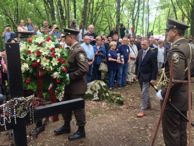 Hrvatska obilježava Dan antifašizma, a Hasanbegović otišao svojima: U Jazovki pobrao ovacije
