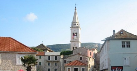 Htio unikat: Video koji je oslobodio ravnateljicu knjižnice u Jelsi policajac godinama čuvao u privatnoj arhivi?!