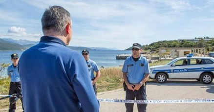 Policija blokirala pristup Prevlaci, odbili propustiti i Karamarka
