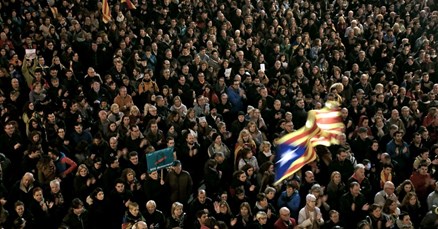 U Barceloni 750.000 prosvjednika tražilo oslobađanje katalonskih dužnosnika