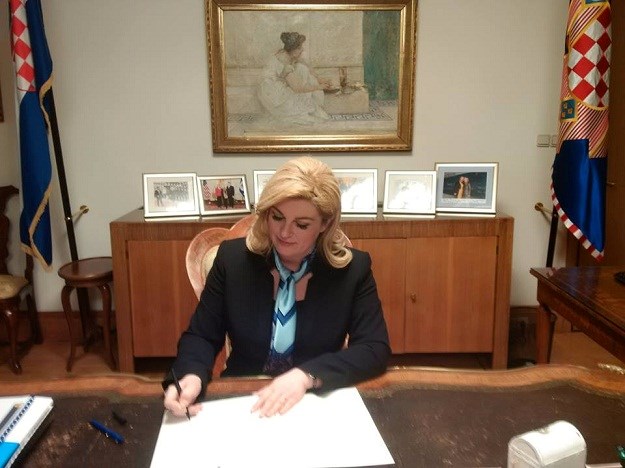Otvoreno pismo Kolinde: Kurikularna reforma se treba nastaviti, najlakše je dati ostavku