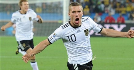 Podolski: Ballack bi trebao biti kapetan Njemačke