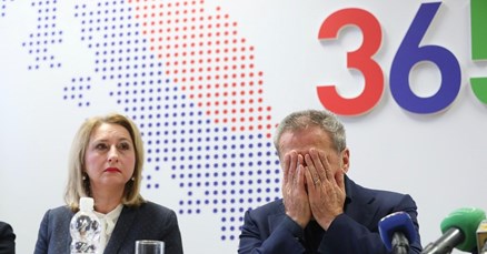 Bandić: Informatika se uvodi da bi se istjerao vjeronauk