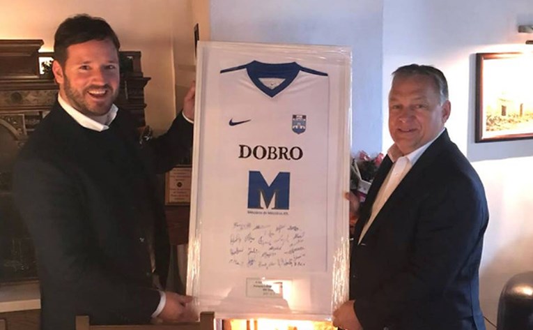 NK Osijek slavi pobjedu Viktora Orbana