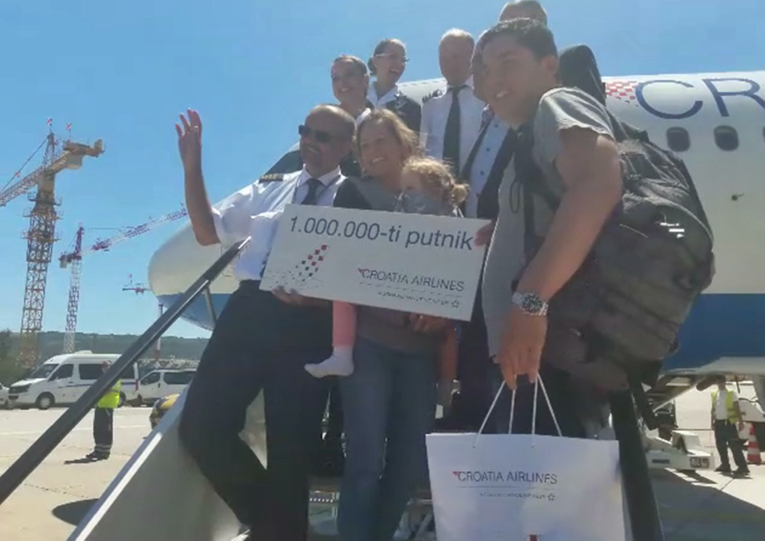 Julia iz Frankfurta milijunta je putnica Croatia airlinesa: Hrvatska je prekrasna, more je savršeno