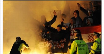 Škoti šokirani istragom FIFA-e: "Baklje su palili hrvatski navijači"