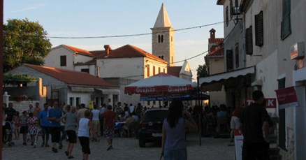 Mladić u Ninu kraj Zadra pretukao njemačkog turista