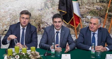 Plenković se u Dubrovniku sastao s lokalnim dužnosnicima