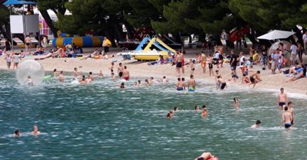 Počelo je: Na Jadran stiglo više od 300 tisuća turista