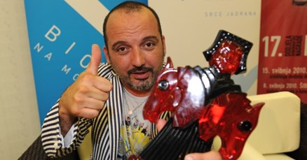 "Kad žena zavoli": Tony Cetinski osvojio Porin za hit godine