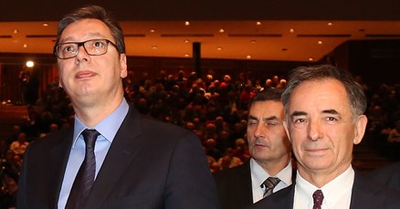 Vučić je Pupovcu pred cijelom dvoranom postavio jedno škakljivo pitanje: "Zašto, Milorade, nisi glasao protiv?"