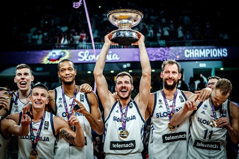 Amerikanac koji je Slovencima donio zlato: "Bilo je užasno! Danima su mi prijetili smrću i nazivali me crnčugom"