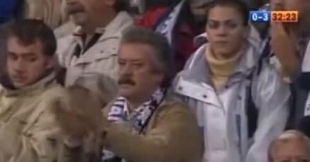NAJDIRLJIVIJI TRENUTAK EL CLASICA 80 tisuća protivničkih navijača ustalo je i pljeskalo mu