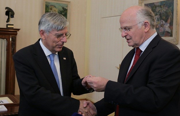 Josip Leko predao Reineru ured i ključeve sefa s povjerljivim dokumentima