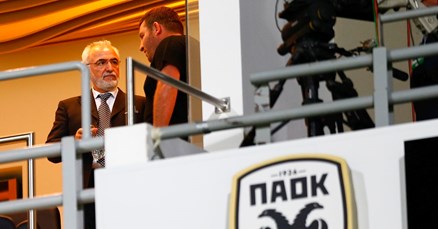 TKO JE GAZDA S PIŠTOLJEM? Svemoćni Putinov milijarder vlasnik je pola Grčke