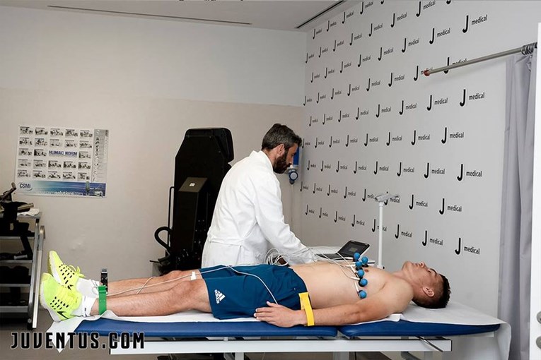 SRČANI PROBLEMI MLADE ZVIJEZDE Čeka ga liječenje, transfer u Juventus propada?
