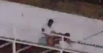 VIDEO Poseksali se na tribinama tijekom Ultre (18+)
