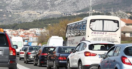 Zbog radova koji su stvorili kolone na ulazu u Splitu smijenjen šef ispostave Hrvatskih cesta