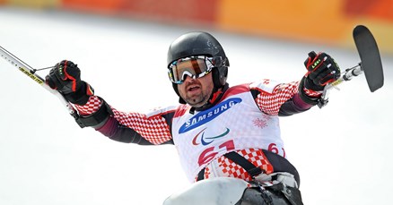 HRVAT OSVOJIO ZLATO NA PARAOLIMPIJADI Dino Sokolović pobijedio u slalomu!
