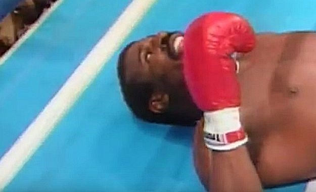 Nokaut dana: Kako je Mike Tyson brutalno okončao karijeru Michaela Spinksa