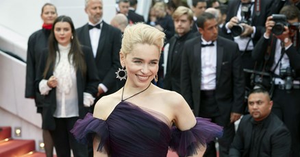 Kratko i slatko: Emilia Clarke ima novu frizuru i izgleda sjajno
