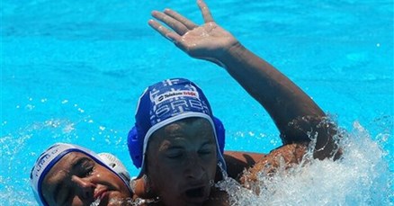 Srbija izbacila Mađarsku za polufinale s Hrvatskom