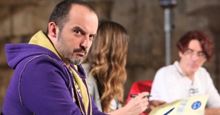 Cetinski opet na udaru: U dvorištu mu zapalili čemprese