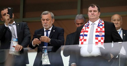 Zabrinuti Jakov bez Kolinde navijao za Vatrene u Rusiji