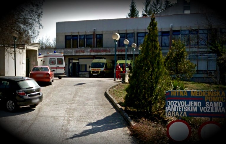 Pacijenta iz Rijeke poslali kući vozilom bez medicinske sestre. Umro je putem