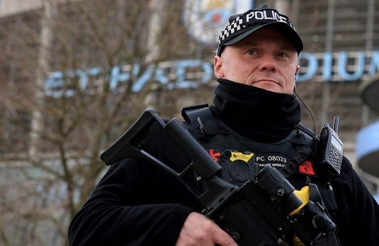 Pucnjava u Manchesteru, ozlijeđeno deset ljudi
