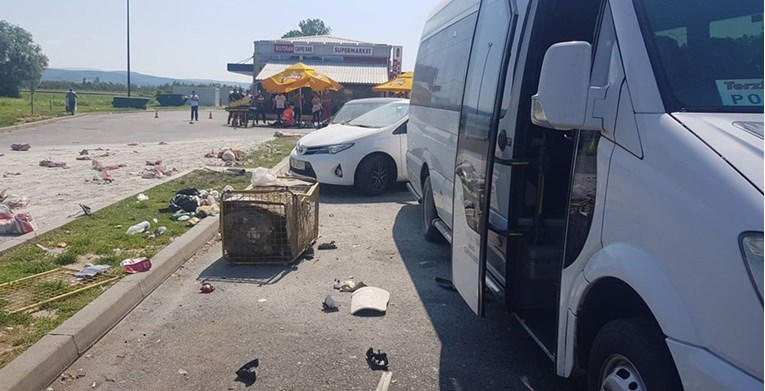 Kamion naletio na ljude na odmorištu, poginule dvije učenice. Objavljeni detalji