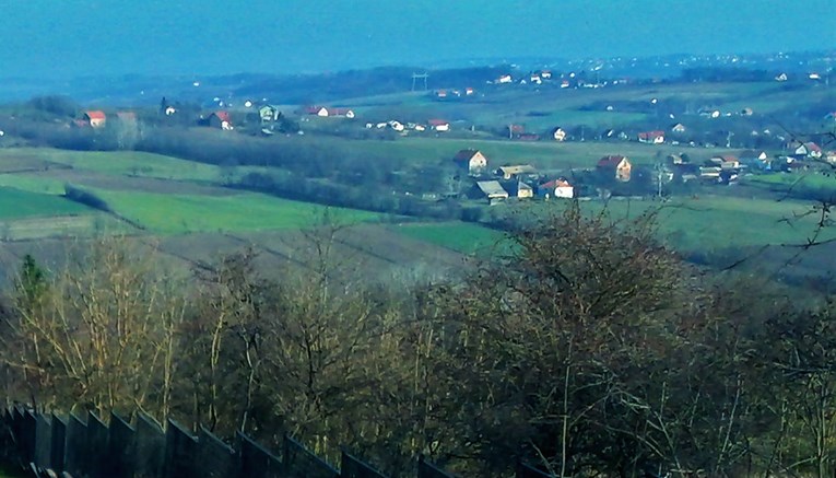 Ženu u Srbiji držali kao roba: "Čupali su mi nokte i silovali me metlom"