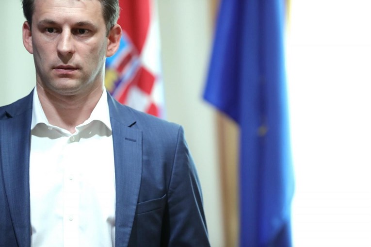 Živi zid prijavio i Petrova za sukob interesa, tvrde da je lagao oko sastanaka
