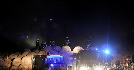 Vatrogasci lokalizirali požar u tvornici papira u Zagrebu