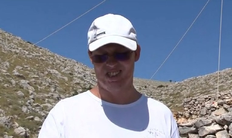 Jedini preživjeli vatrogasac s Kornata poručio vladi: "Vi se izrugujete"