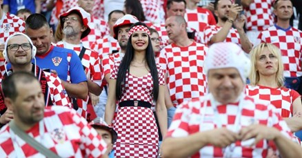 VIDEO Hrvatski navijači okupirali Kalinjingrad, pogledajte atmosferu sa stadiona