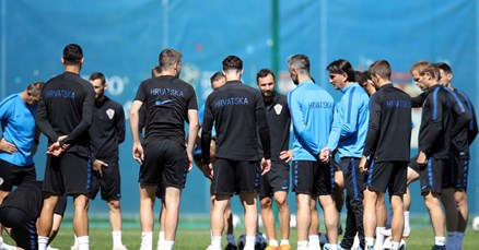 FOTO Dejan Lovren se vratio na trening reprezentacije