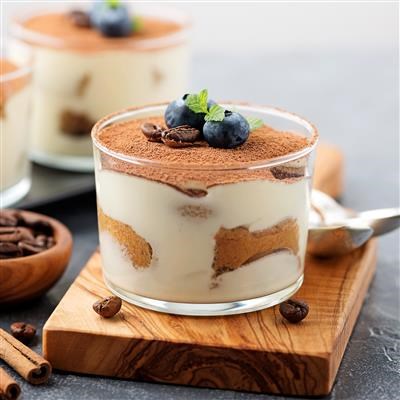 Čokoladne-mascarpone čašice s orasima i kokosom