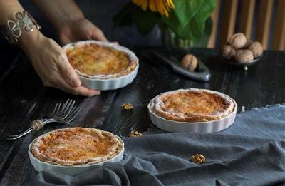 Mini pite od jabuka i vrhnja