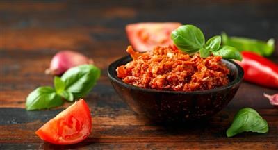 Pesto od sušenih rajčica (Pesto Rosso)