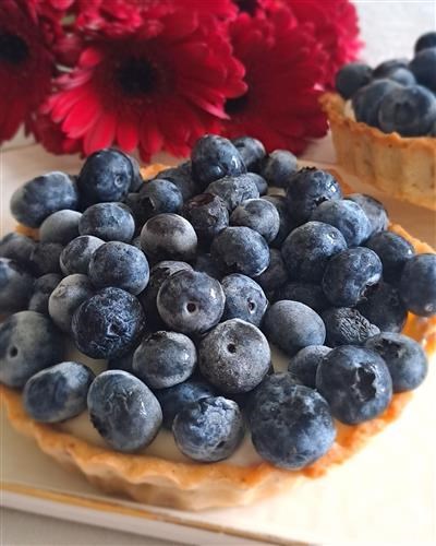 Tortice s kremom od mascarponea i borovnicama