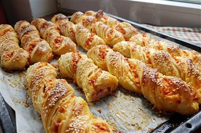 Lisnati pizza štapići
