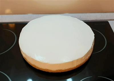 Cheesecake s bijelom čokoladom
