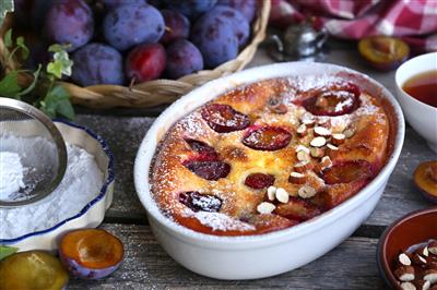 Clafoutis sa šljivama