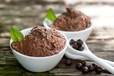 Mousse od čokolade s cvijetom soli i maslinovim uljem