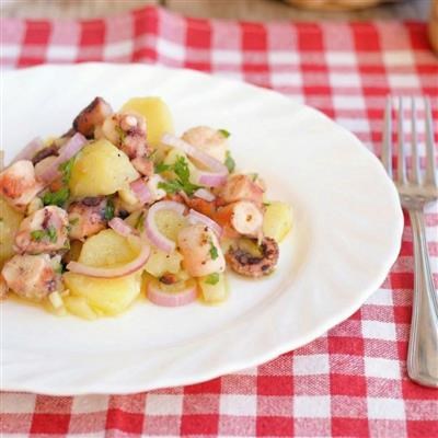 Salata od hobotnice s krumpirom