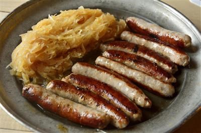 Kobasica s krumpirom i kupusom