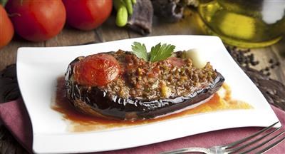 Patlidžani punjeni mljevenim mesom