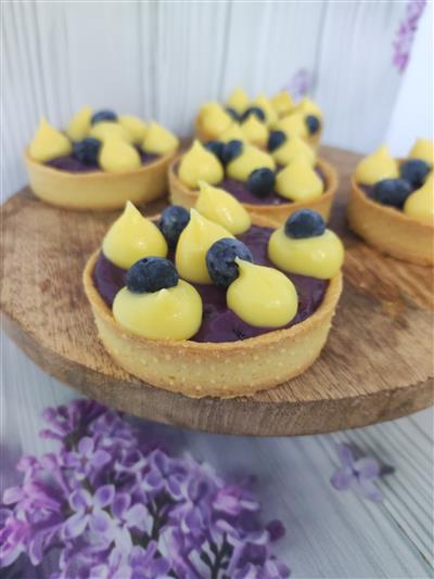 Mini tart s borovnicama 